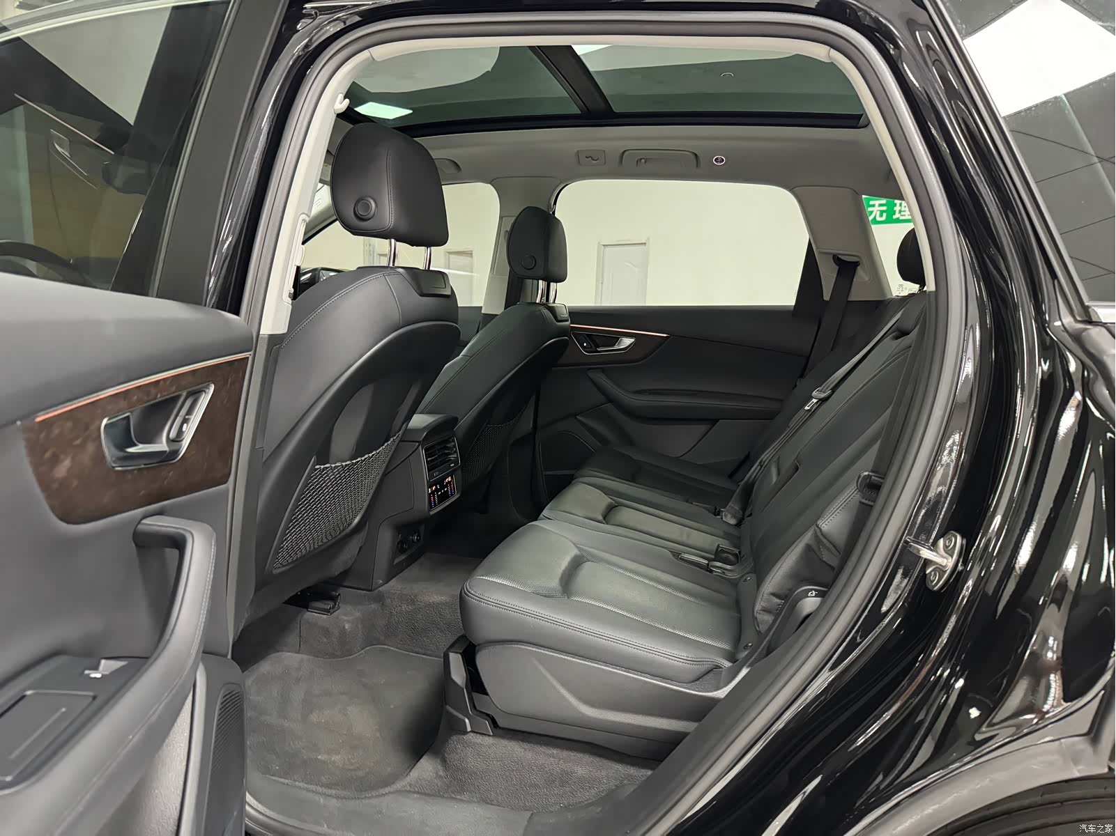 Audi Q7, 2024 6