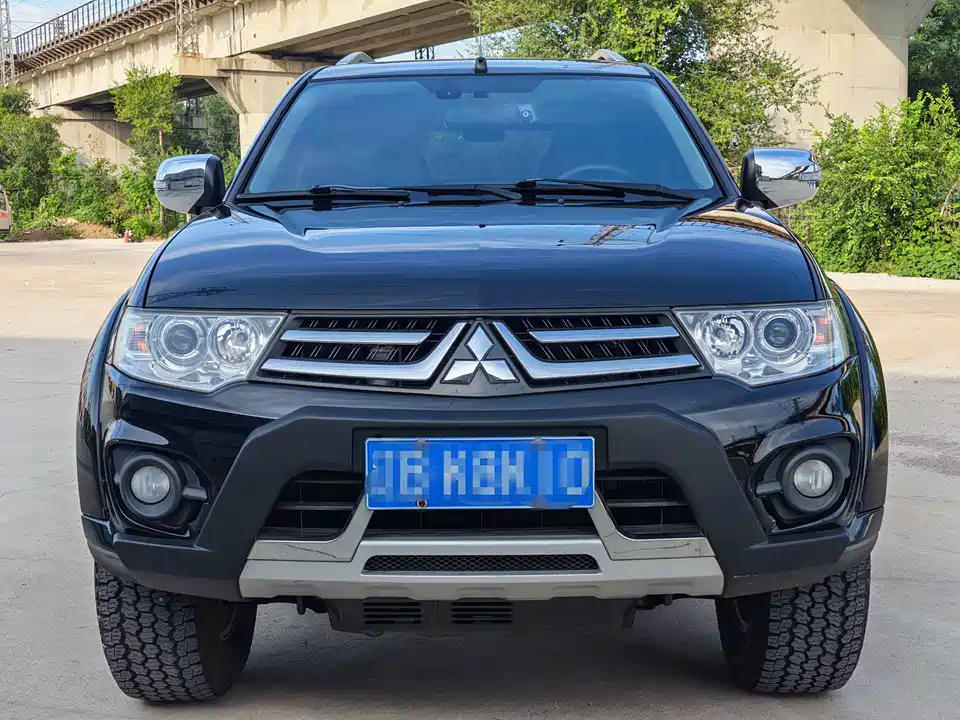 Mitsubishi Pajero Jinchang