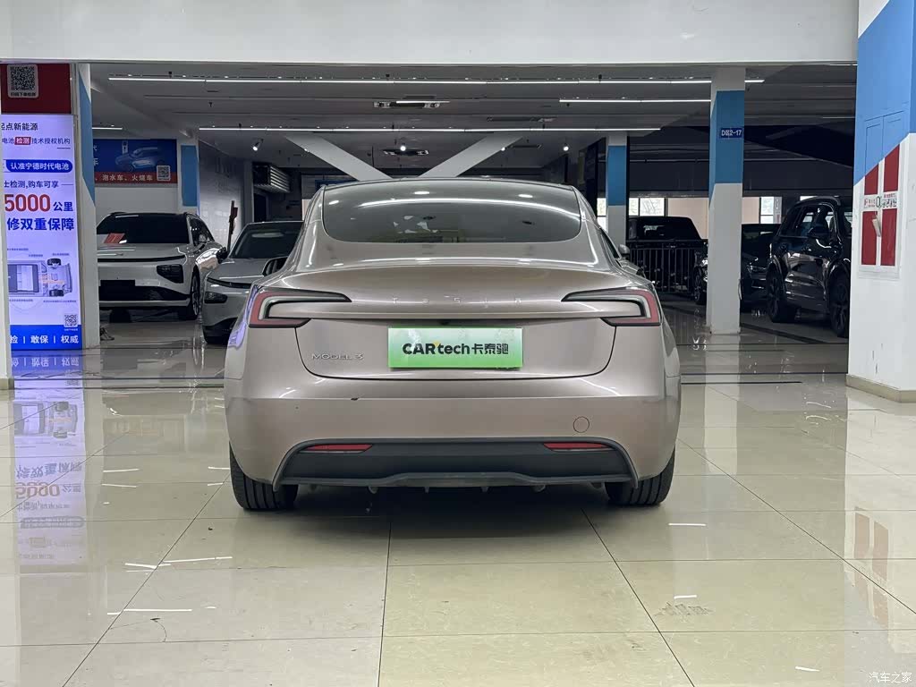 Tesla Model 3, 2023 все фото