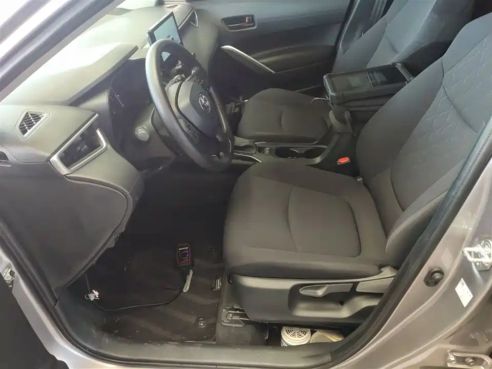 Toyota Corolla Sharp amplifier