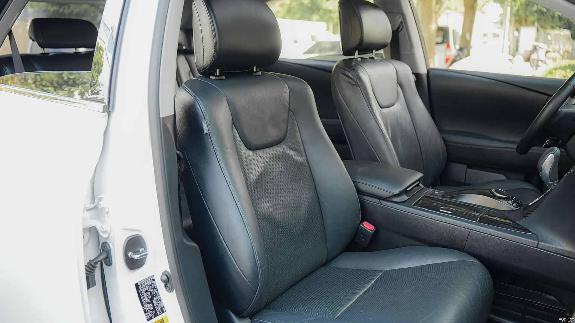 Lexus RX, 2015 12