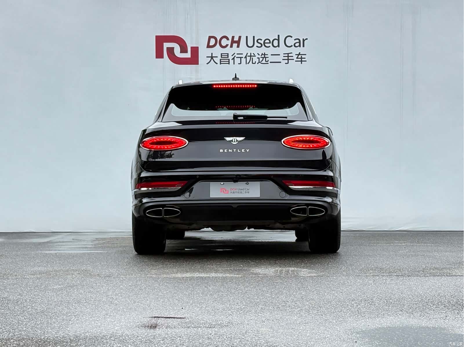 Bentley Bentayga, 2022 4