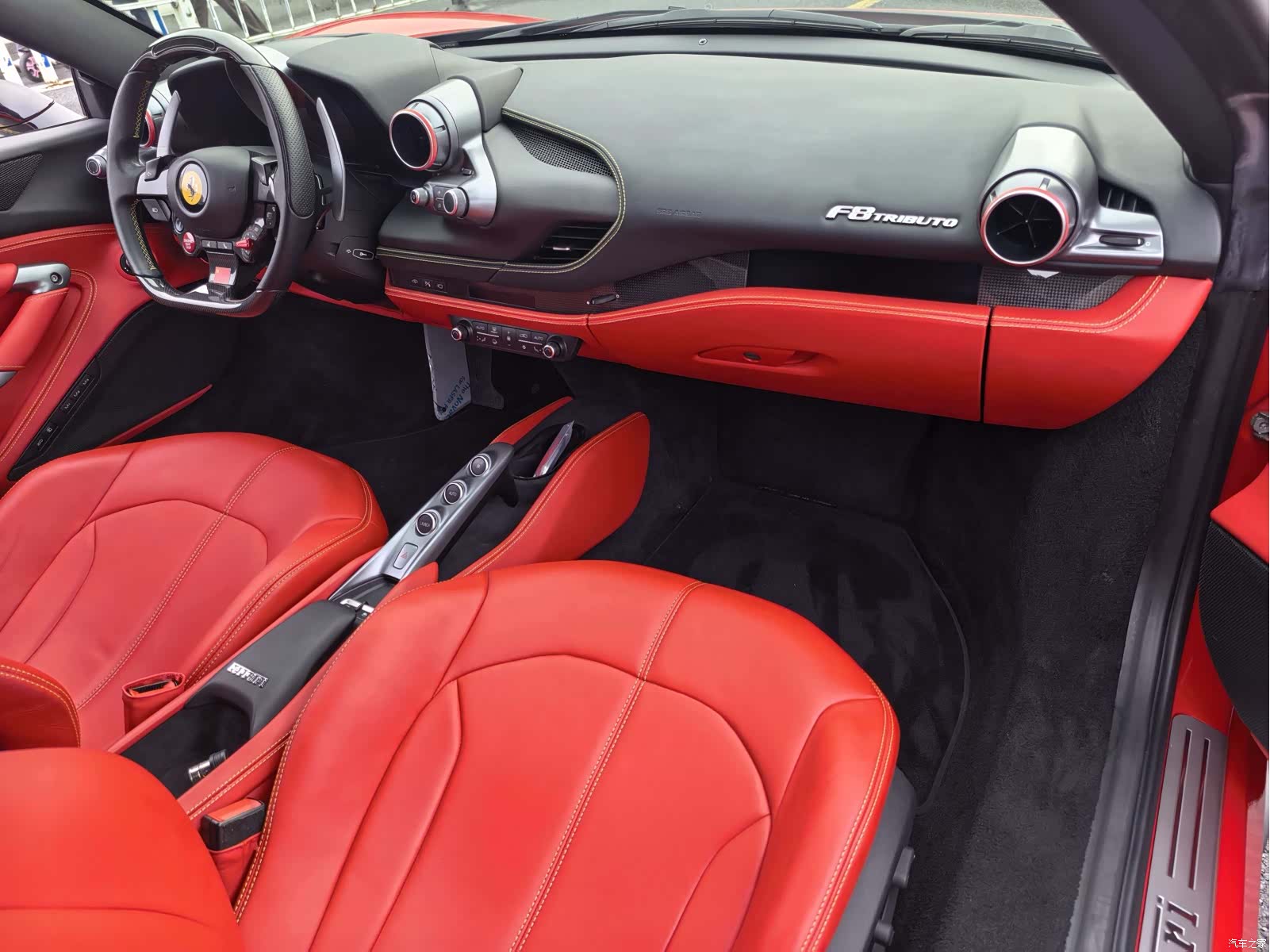 Ferrari F8, 2022 4