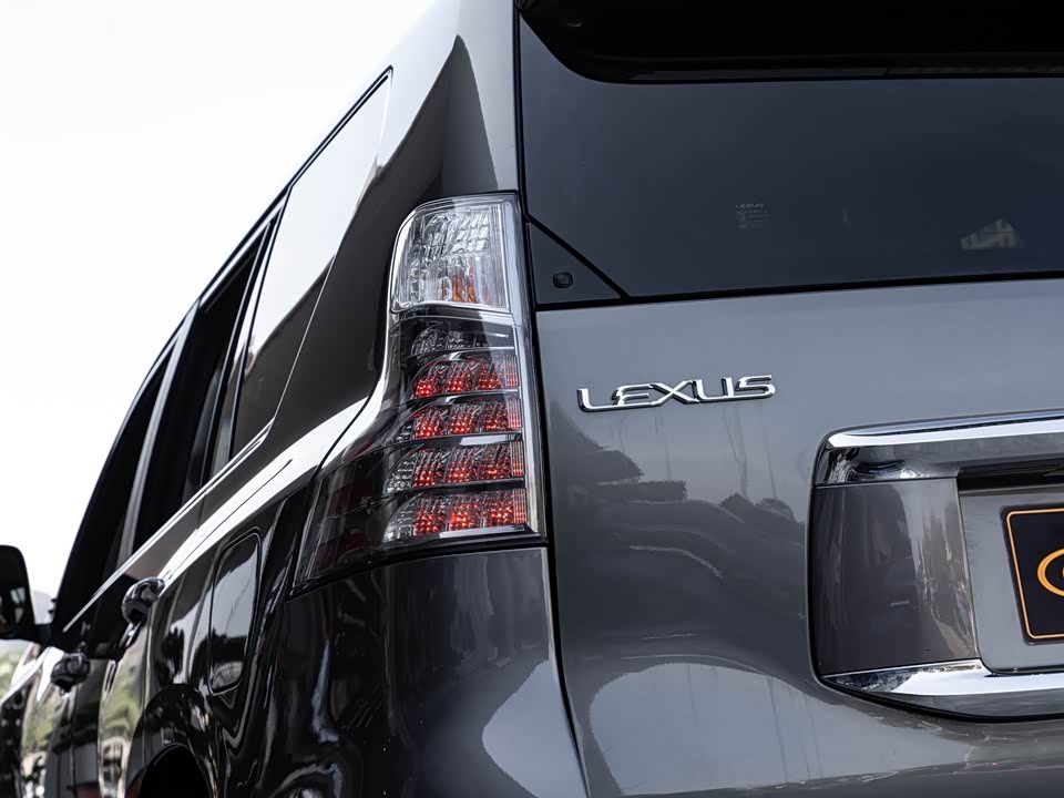 Lexus GX