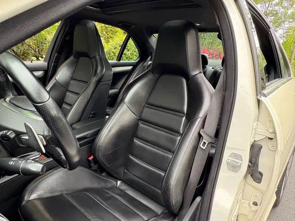 Mercedes-Benz C-class AMG