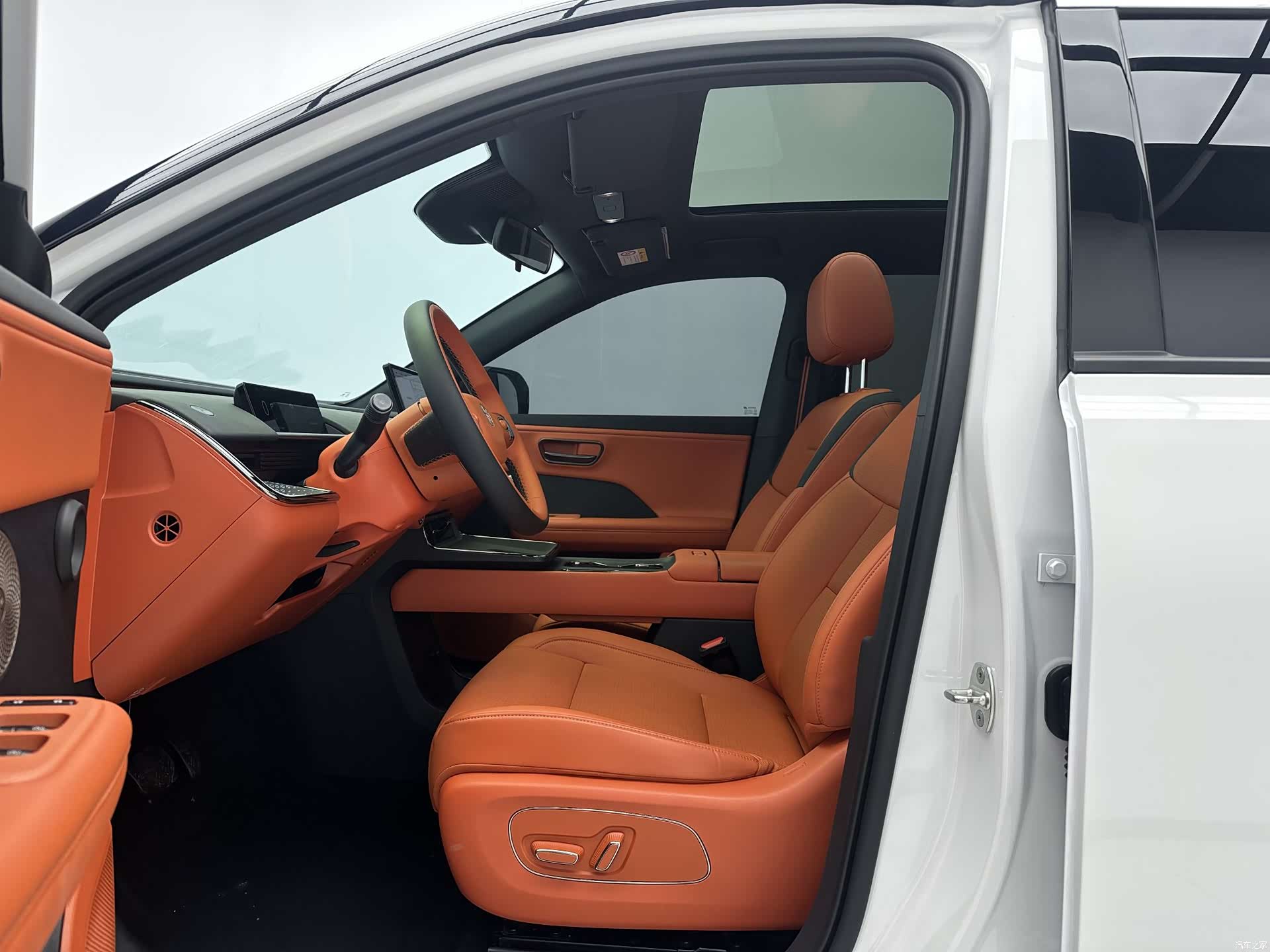 Toyota 3X, 2025 все фото