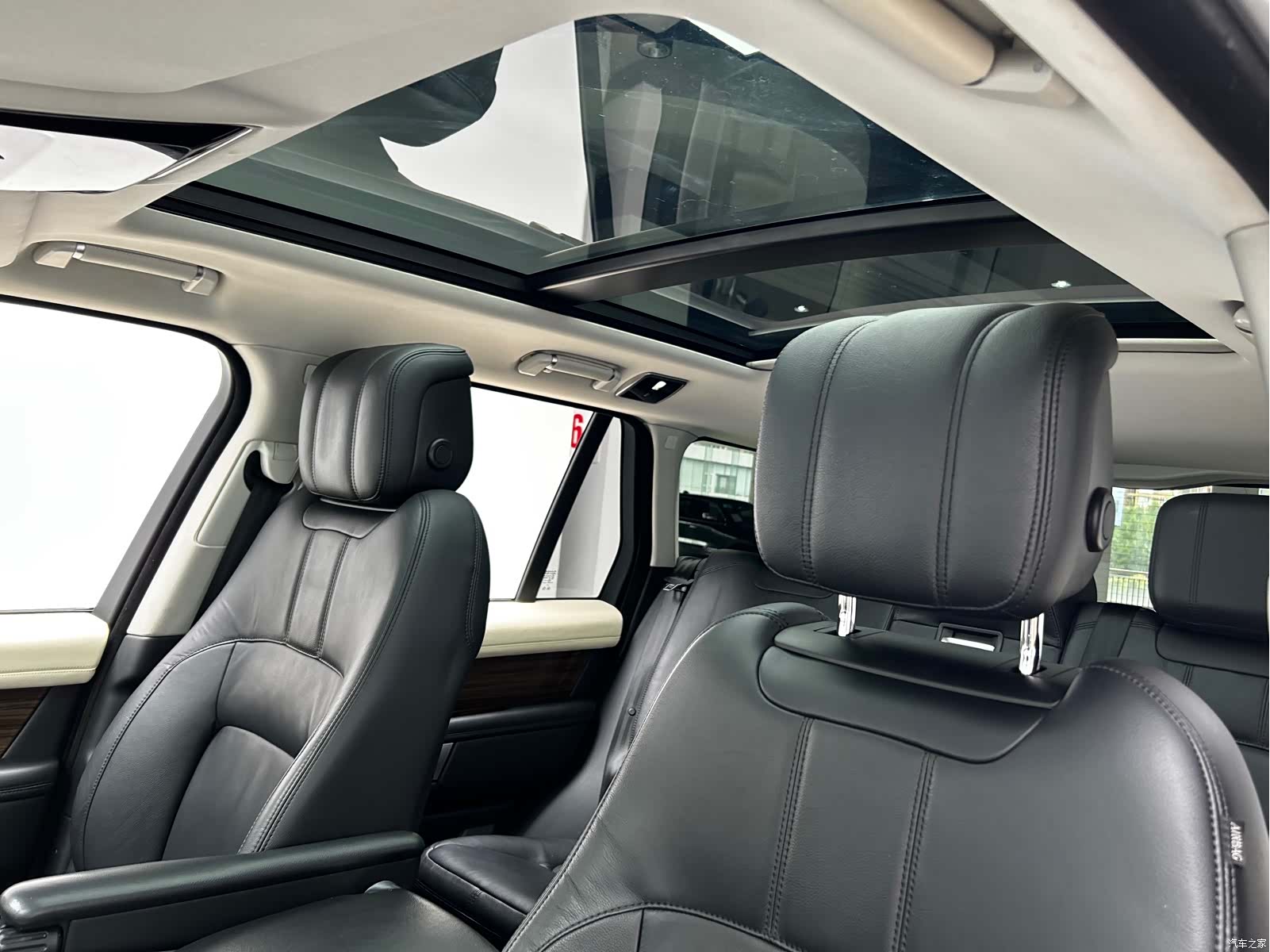Land Rover Range Rover, 2019 11