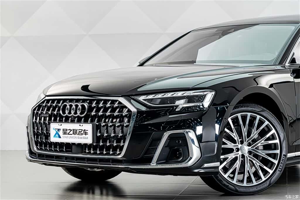 Audi A8L, 2023 3