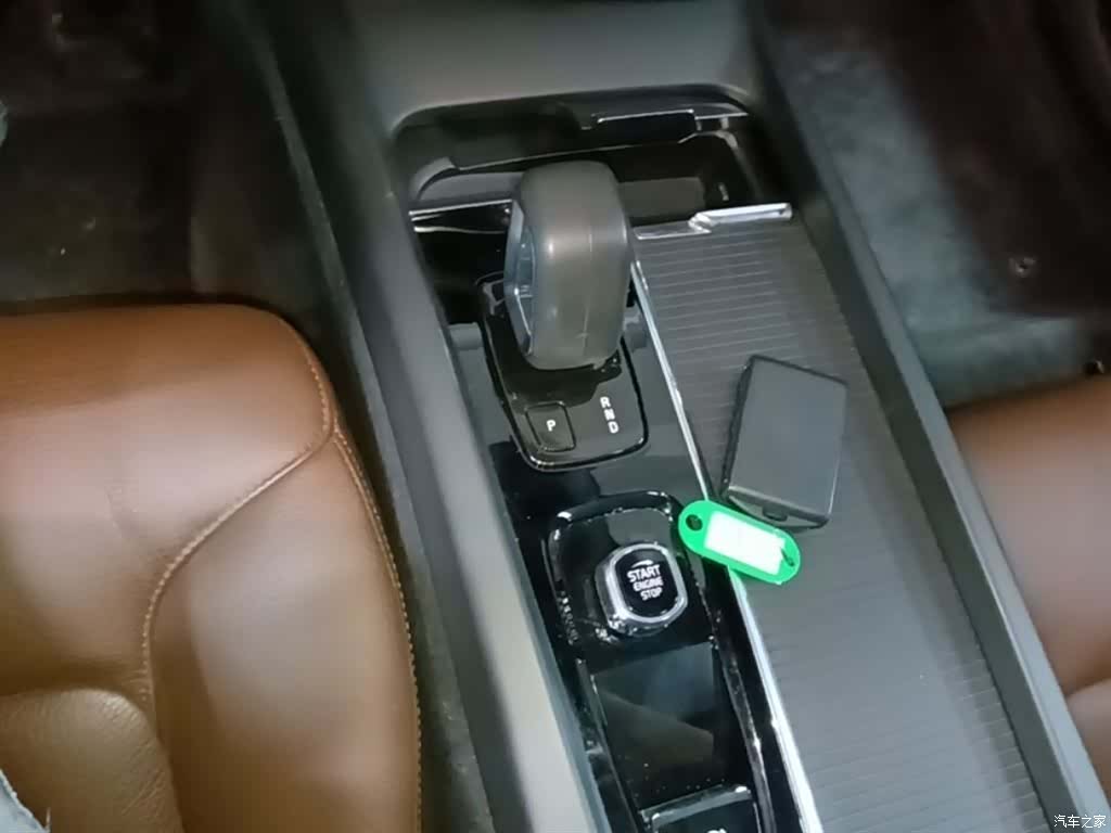 Volvo S60, 2022 14