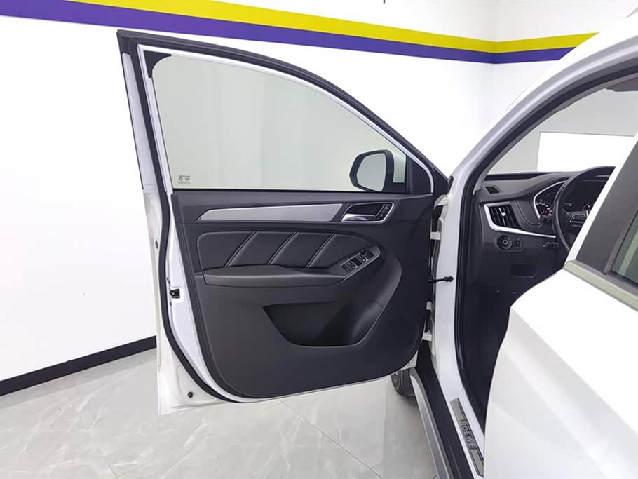 Roewe RX5 Roewe RX5