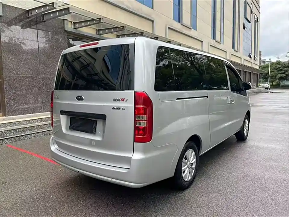 JAC Refine Ruifeng M3