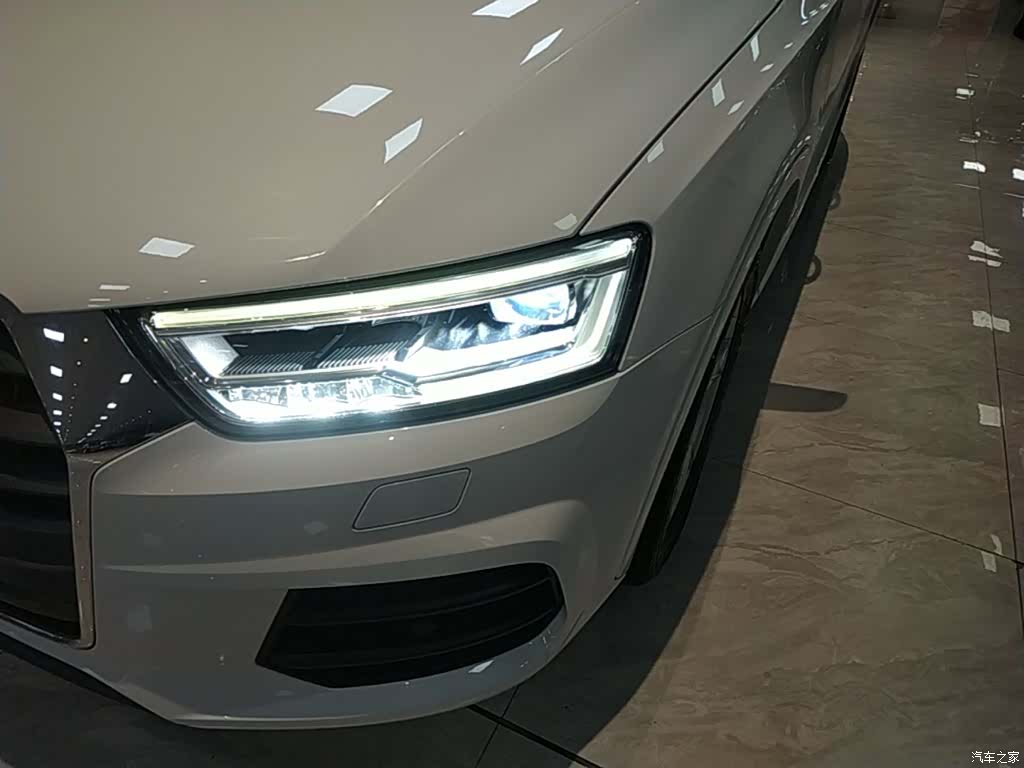 Audi Q3, 2017 24