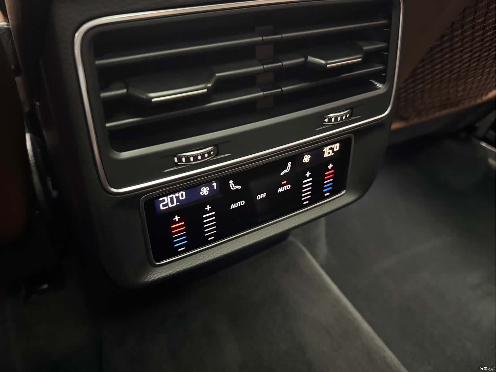 Audi Q7, 2021 32