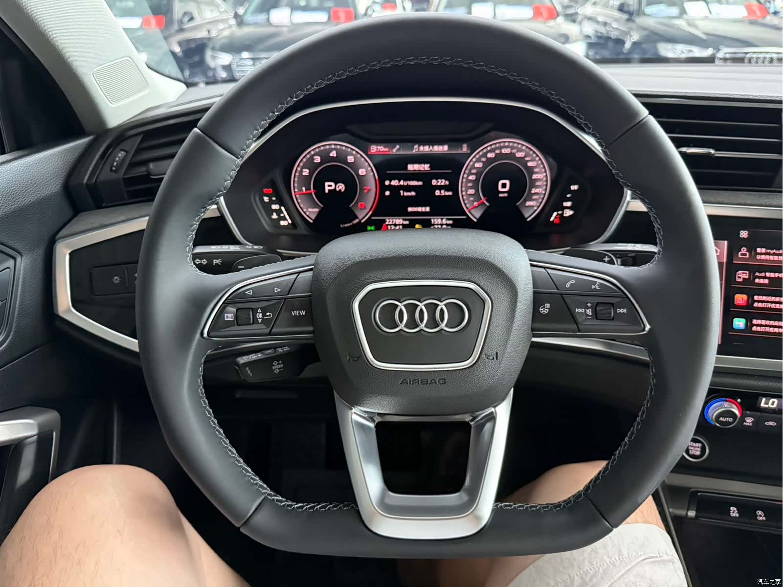 Audi Q3, 2022 14