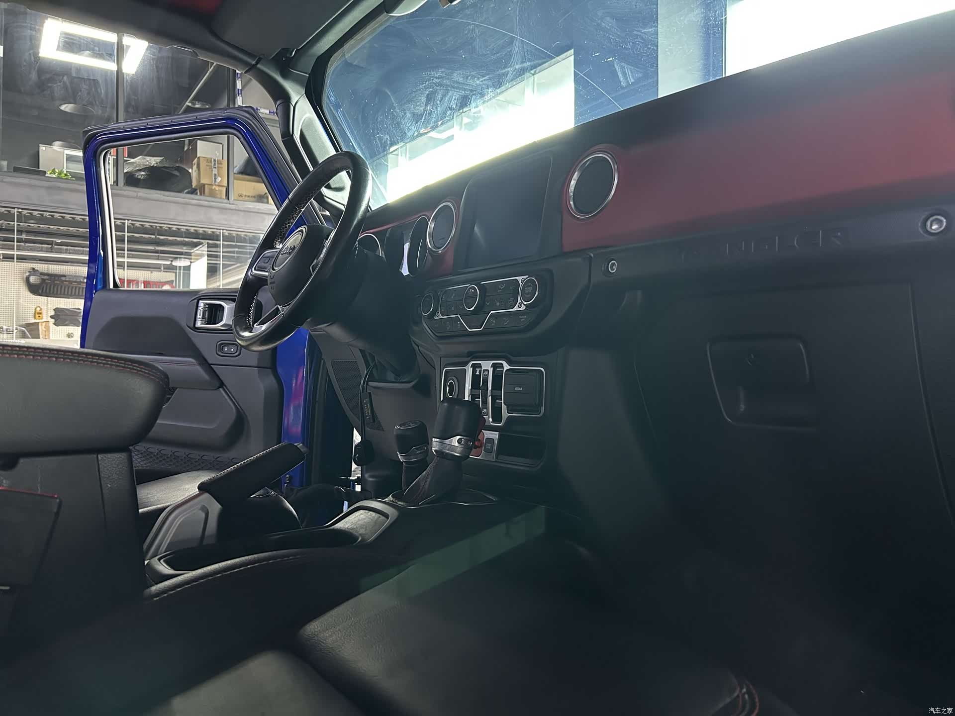 Jeep Wrangler, 2020 все фото