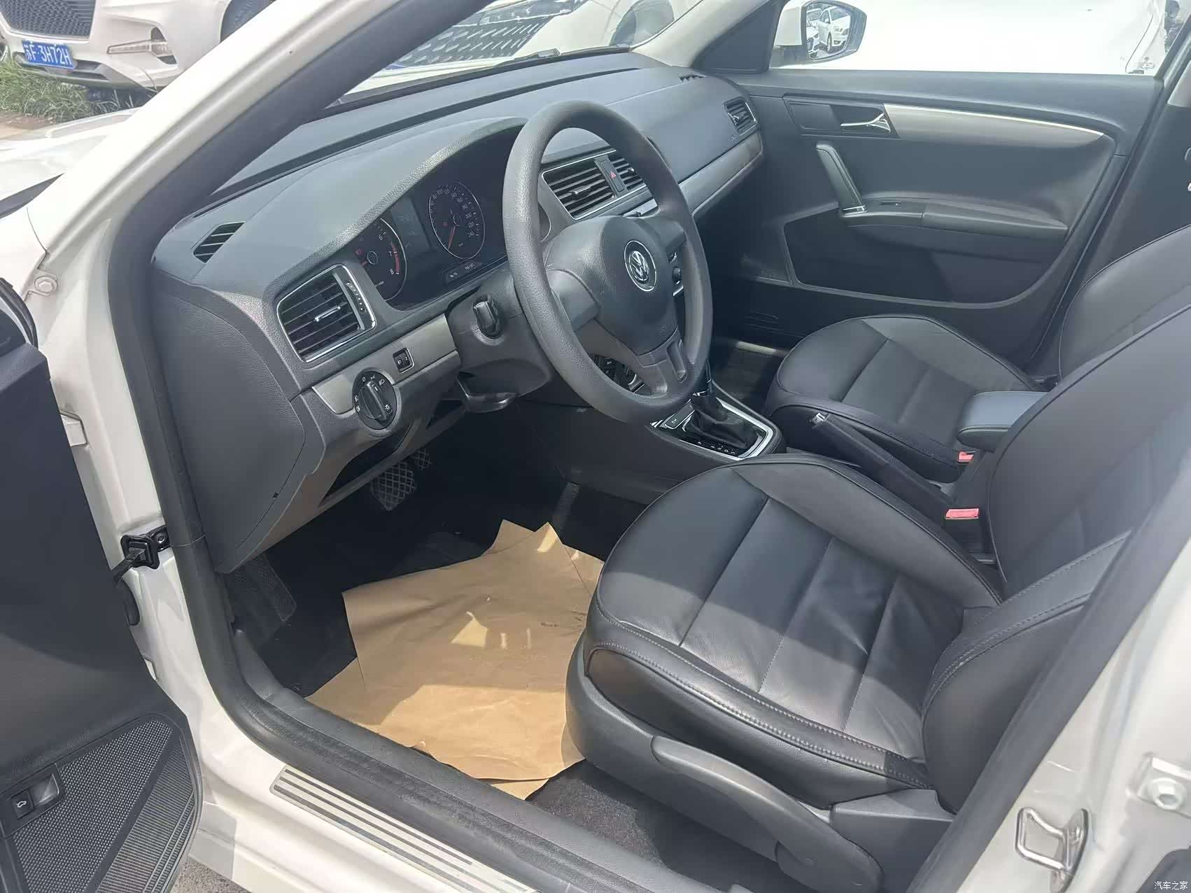 Volkswagen Lavida, 2015 9