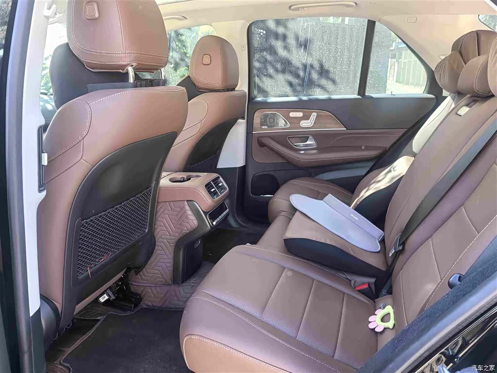 Mercedes-Benz GLE, 2024 6