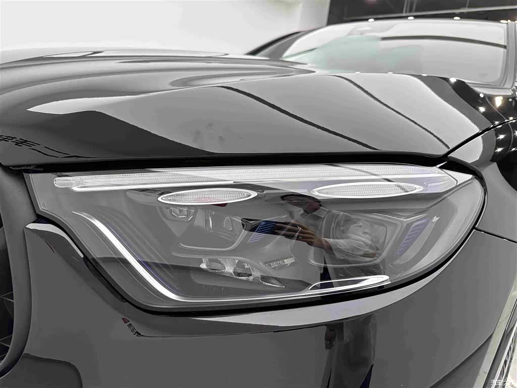 Mercedes-Benz GLC, 2025 31