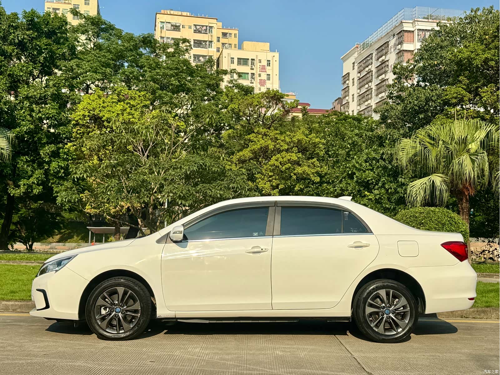 BYD Qin, 2017 6