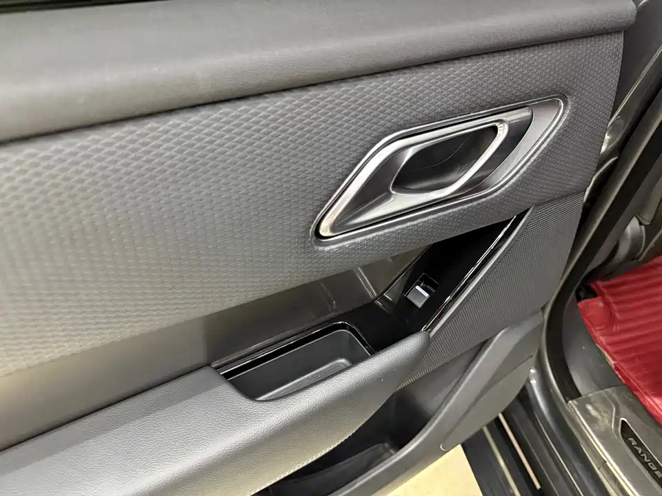 Land Rover Range Rover Star Pulse