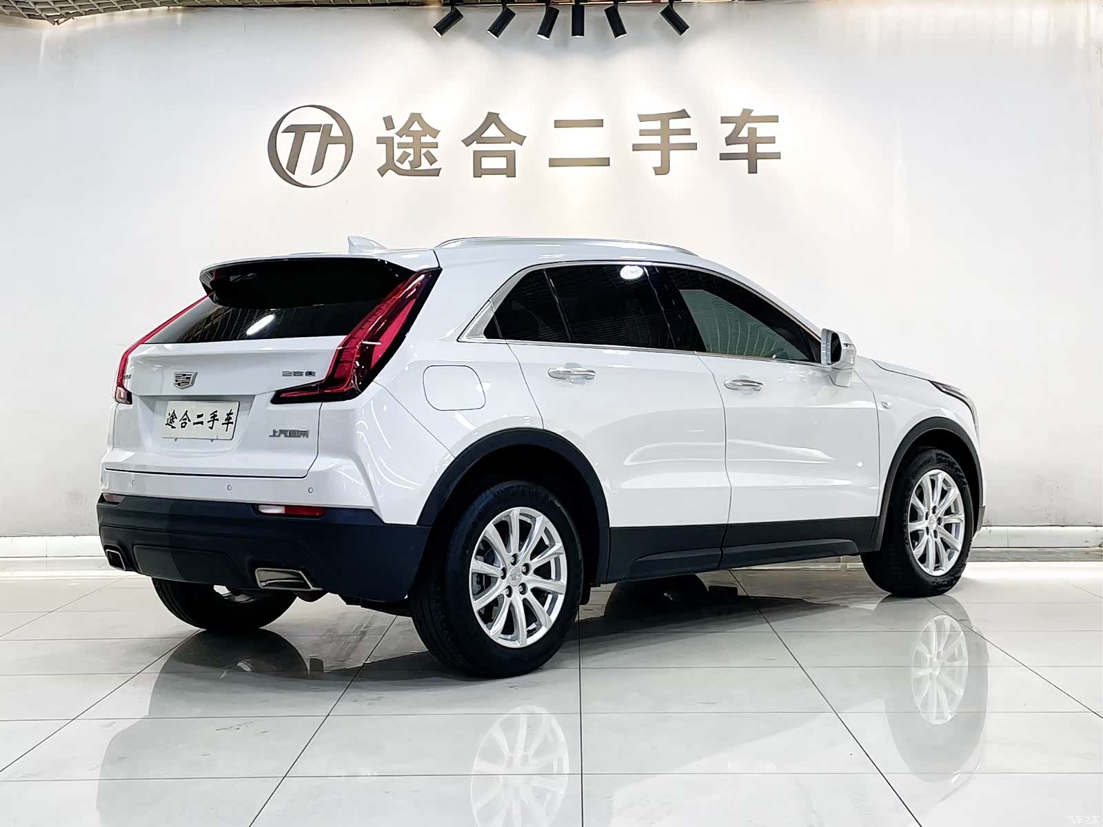 Cadillac XT4, 2020 2