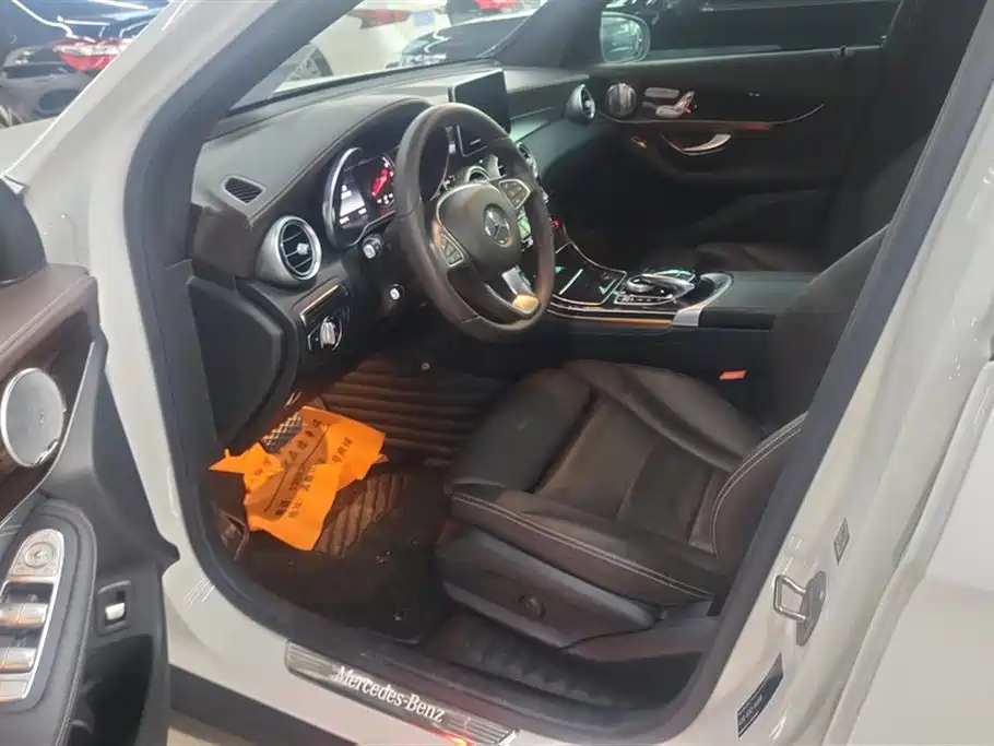 Mercedes-Benz GLC Mercedes-Benz GLC