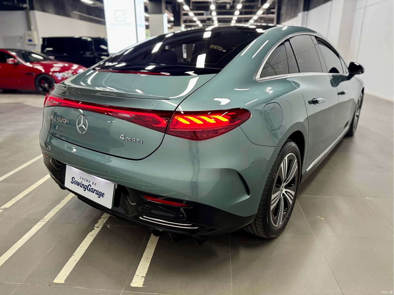 Mercedes-Benz EQE, 2025 6