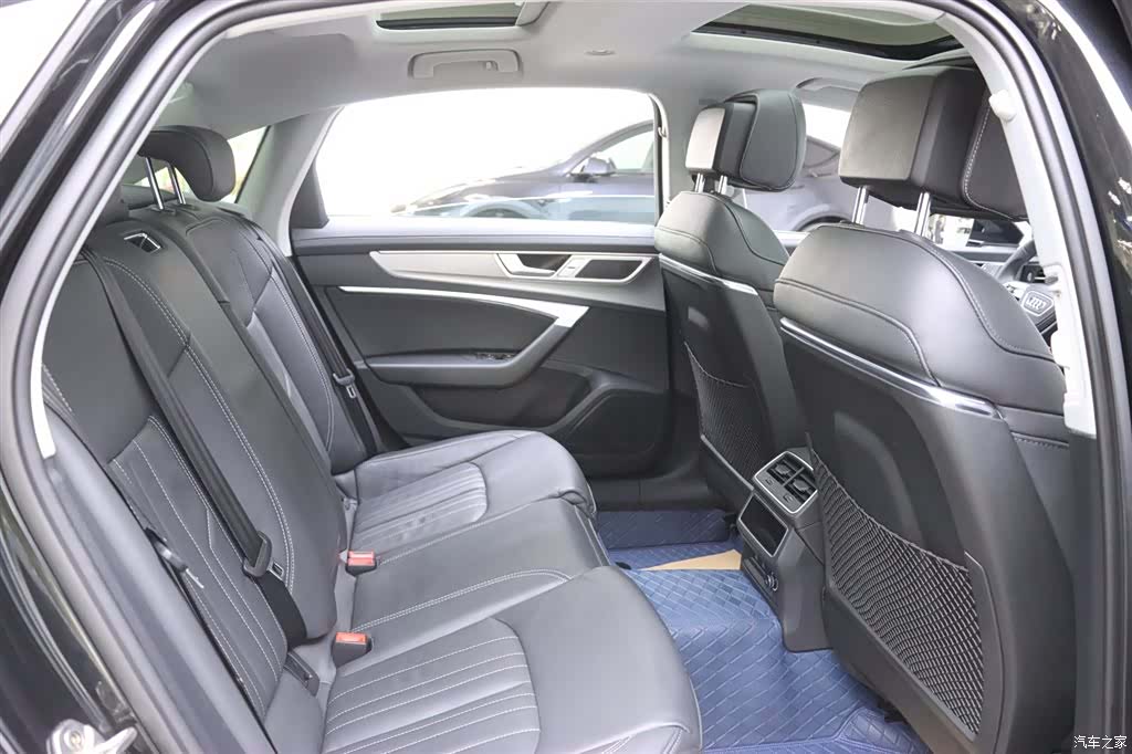 Audi A6L, 2023 15
