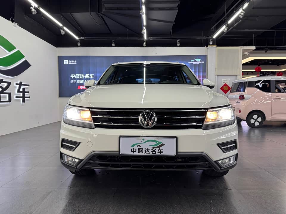Volkswagen Tiguan L