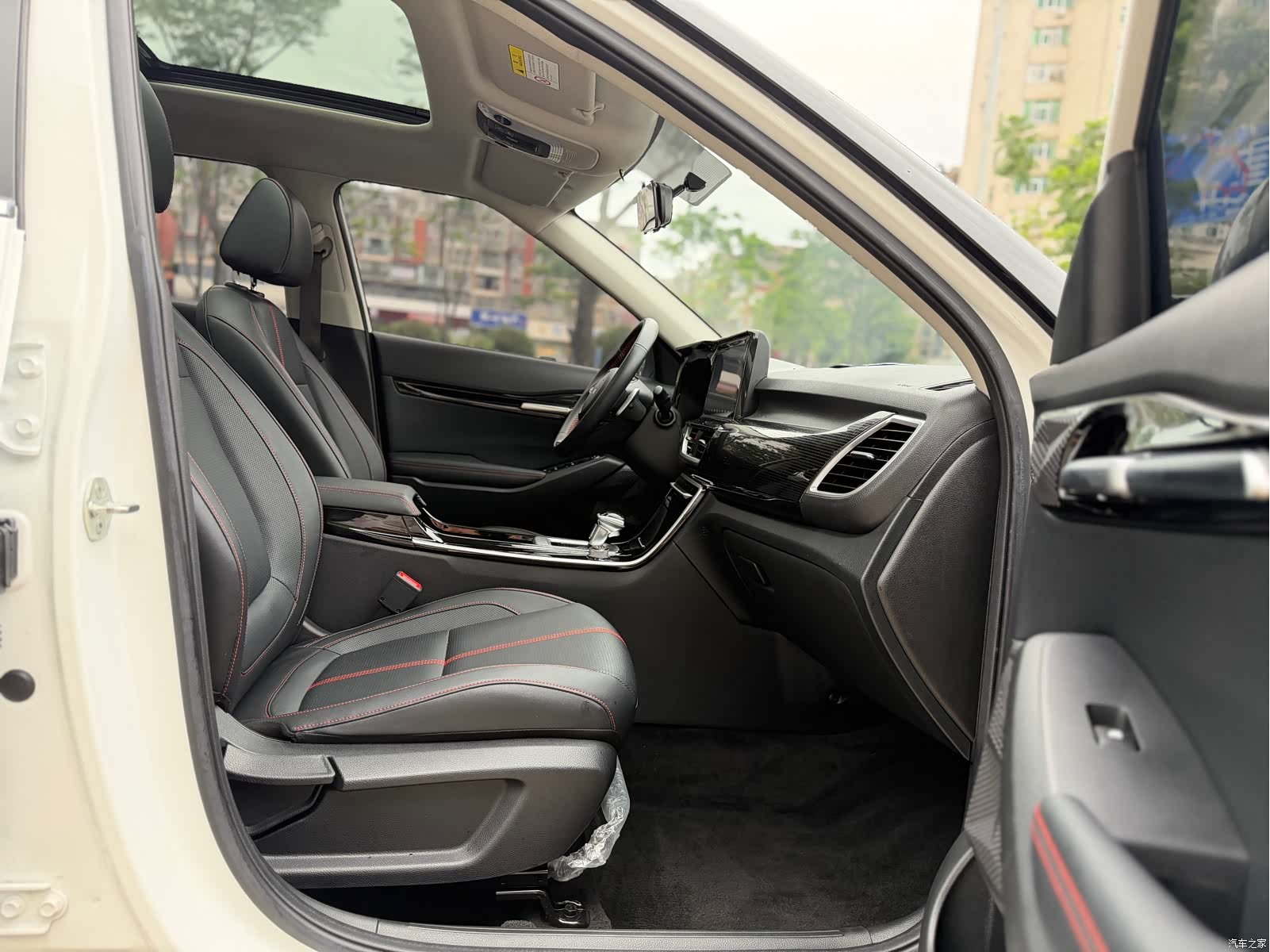 Kia KX3, 2022 9