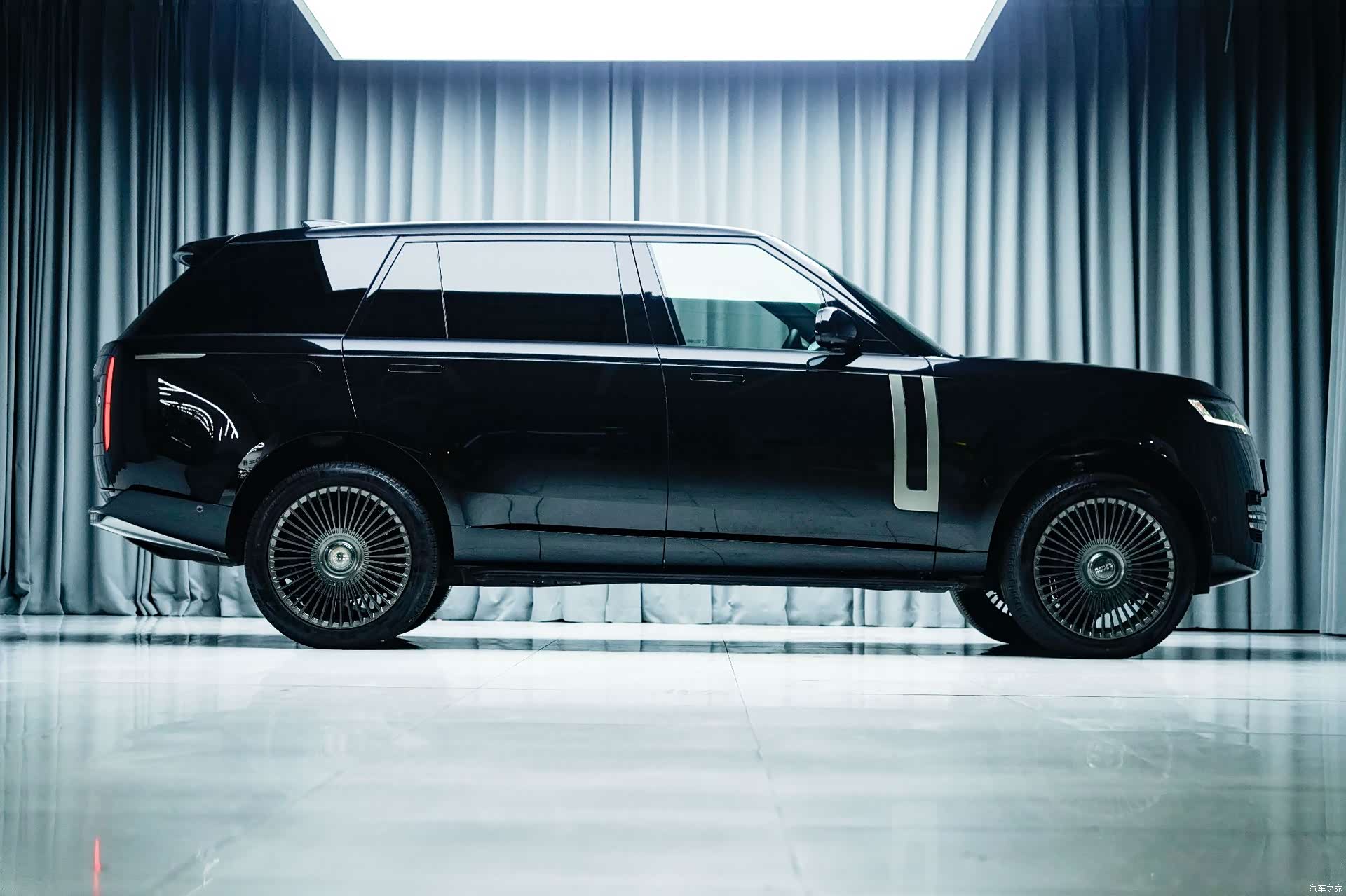 Land Rover Range Rover, 2024 4