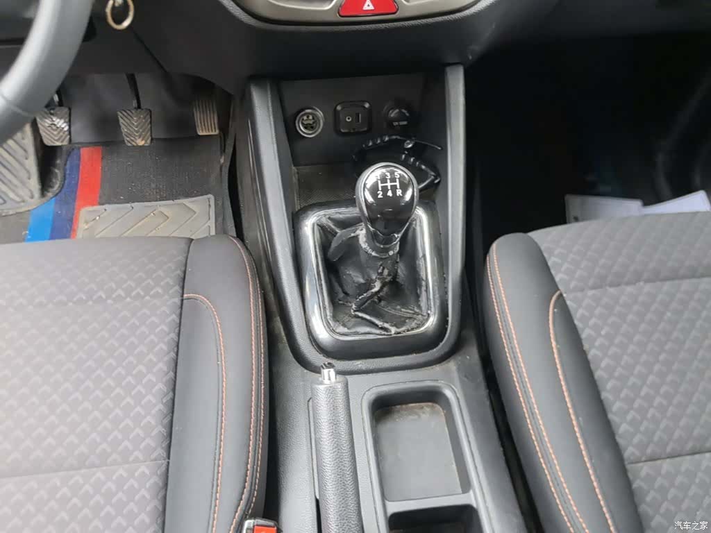 Changan CX70, 2016 14