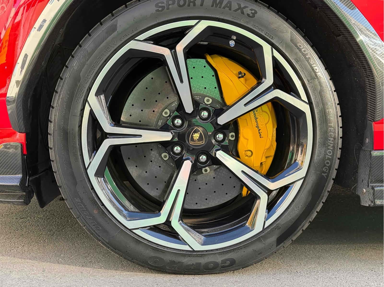 Lamborghini Urus, 2019 все фото