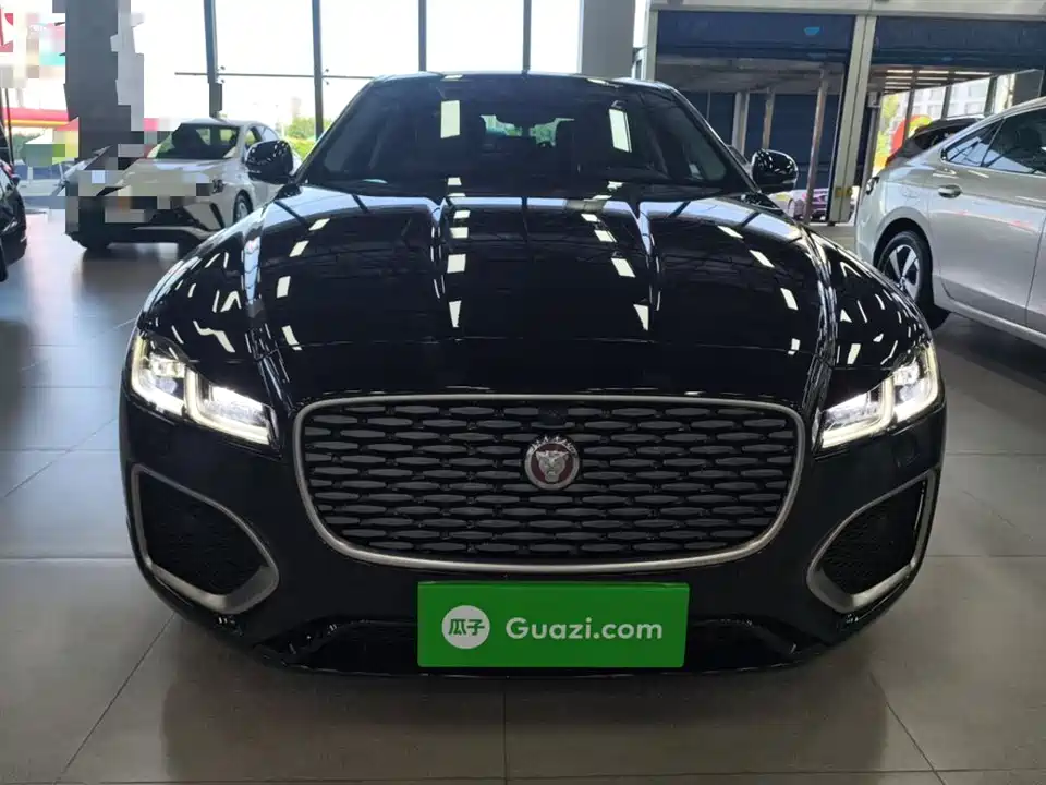 Jaguar XFL
