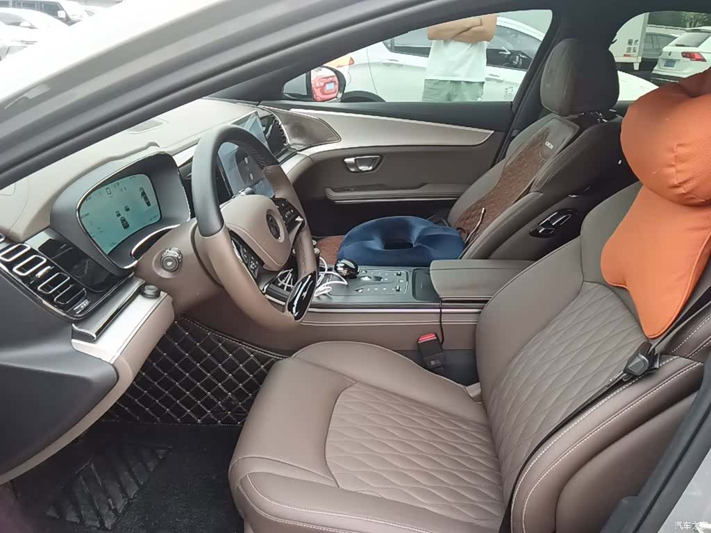 BYD Han, 2024 16