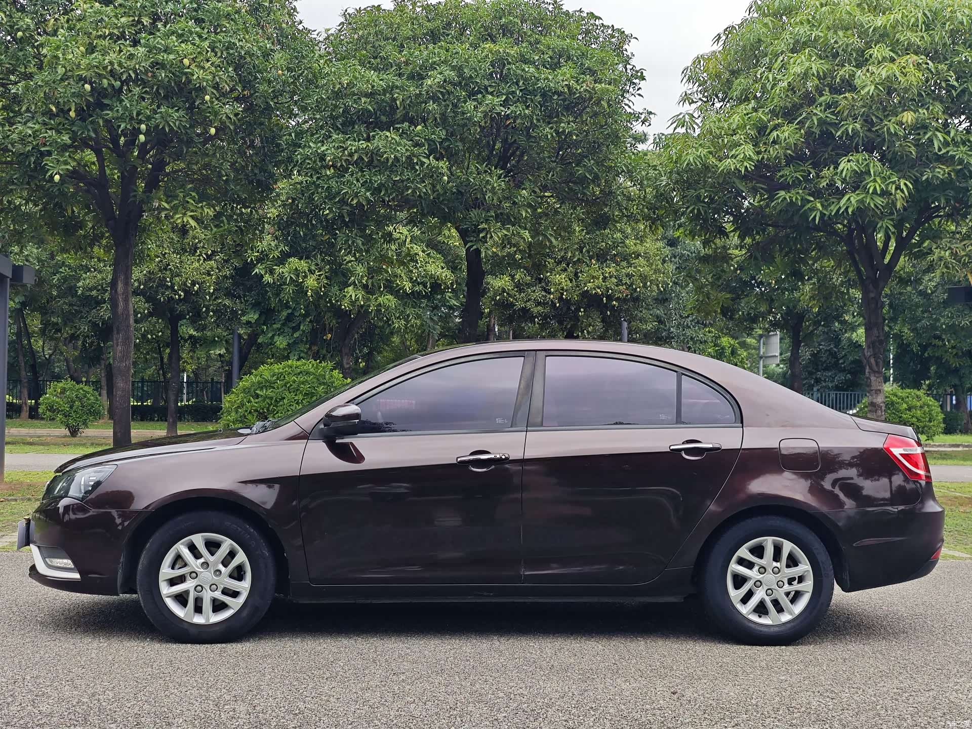 Geely Emgrand, 2016 6