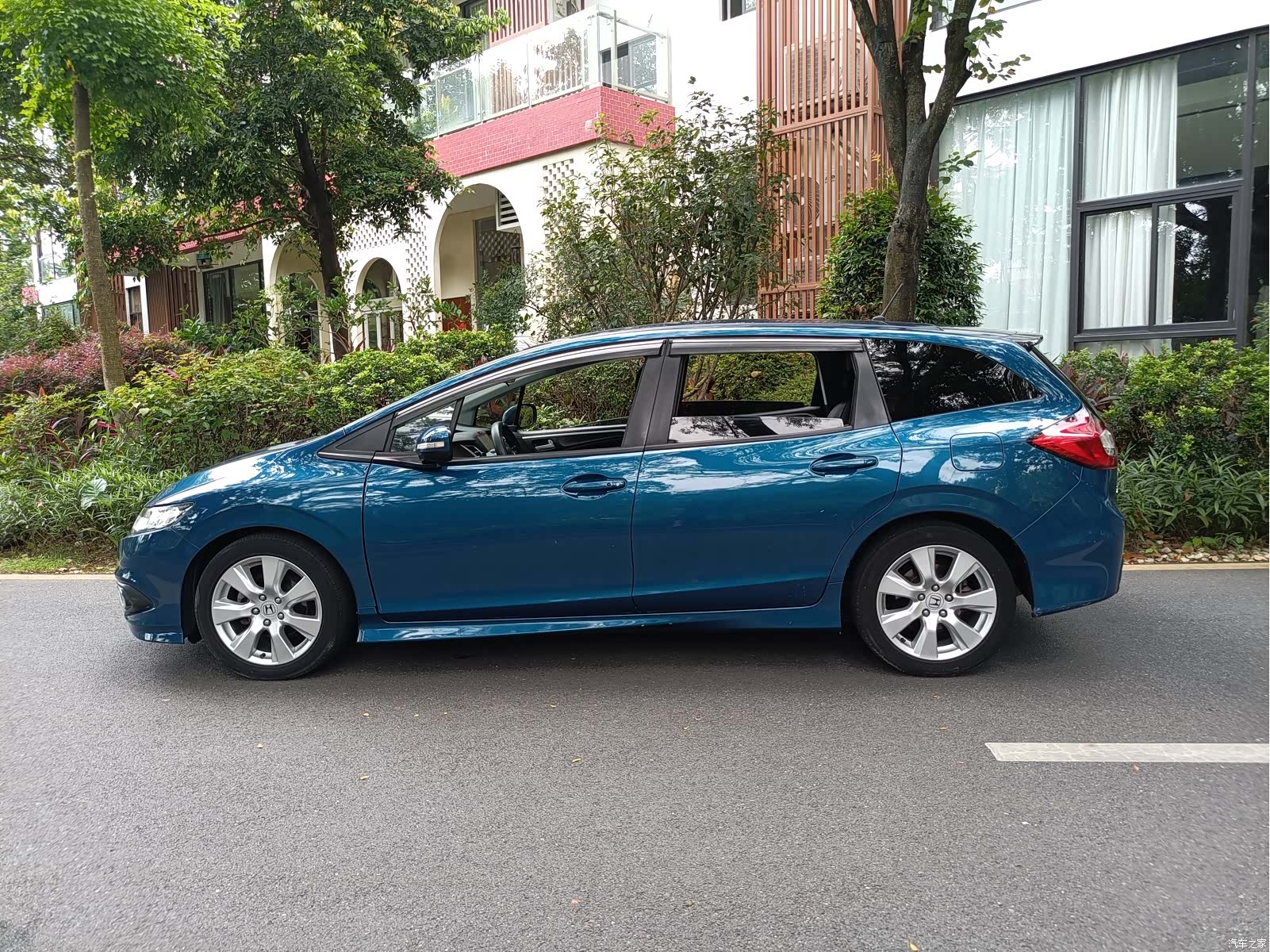 Honda Jade, 2016 3