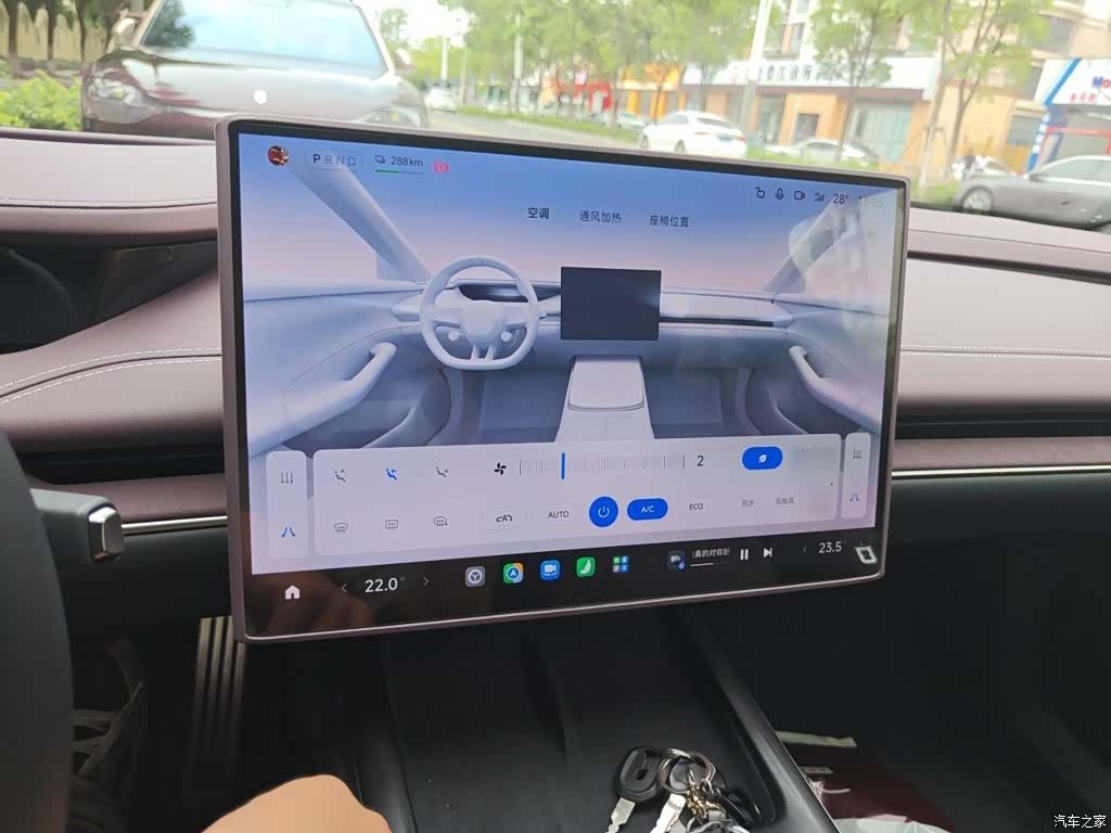 Xiaomi SU7, 2025 6