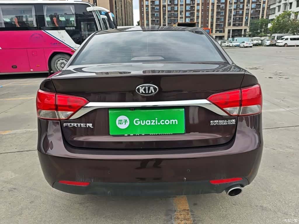 Kia GLS, 2014 6