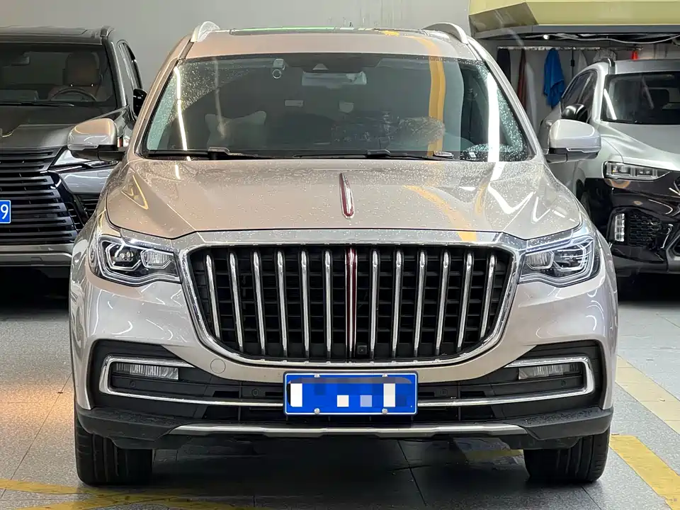 Hongqi HS7