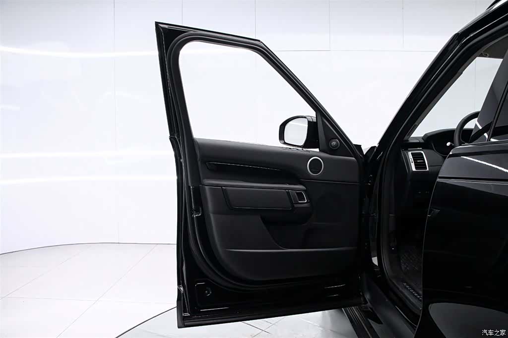 Land Rover Discovery, 2024 11