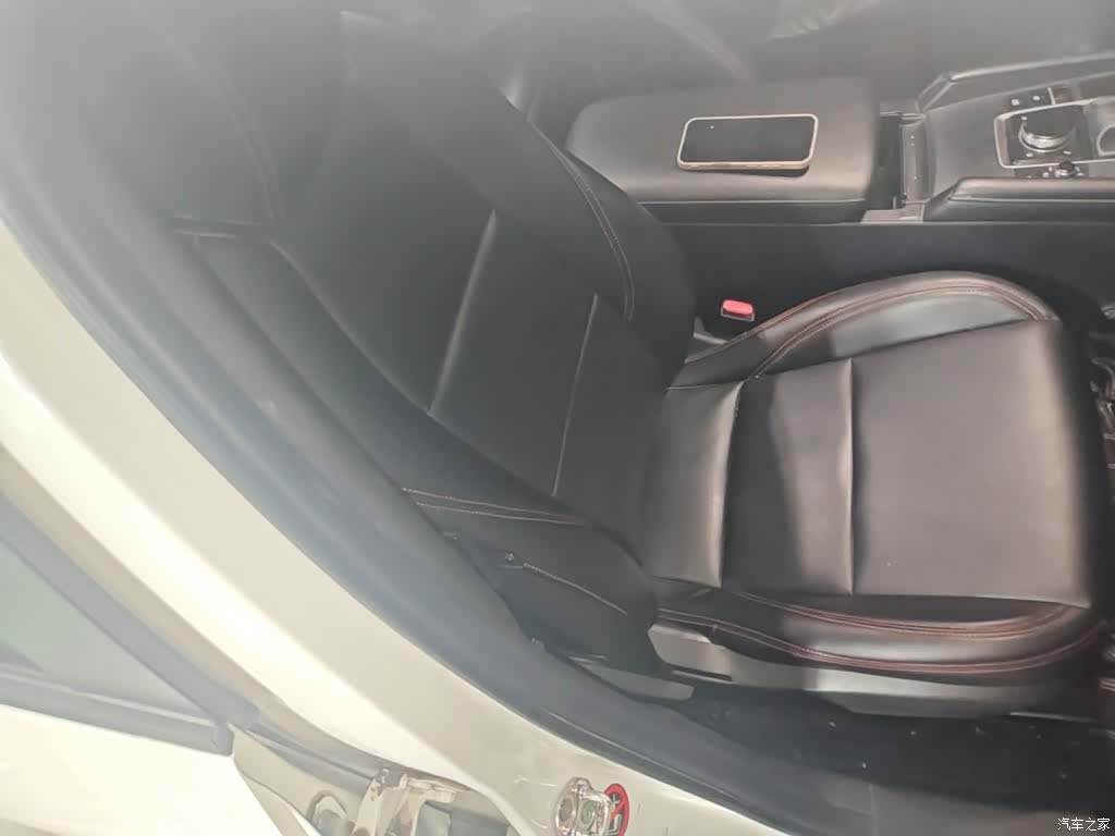 Mazda Mazda3, 2020 25