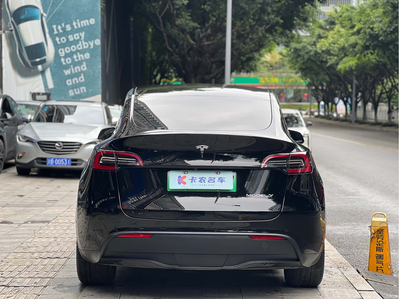 Tesla Model Y, 2022 3