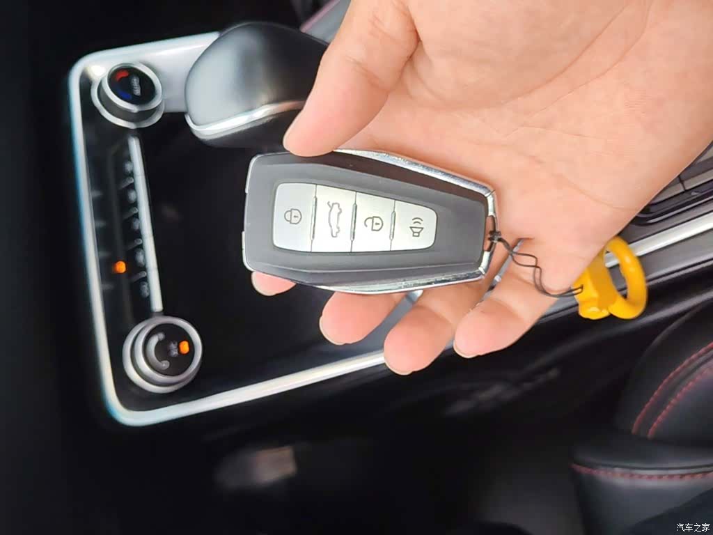 Geely Binray, 2019 9