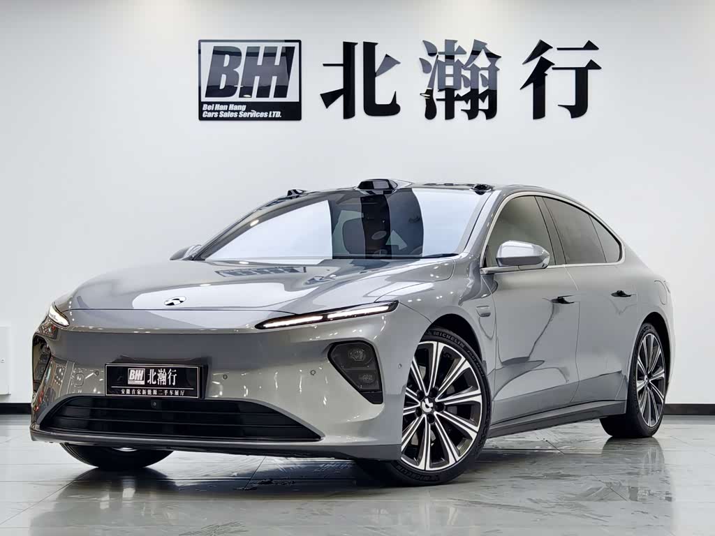 NIO ET7