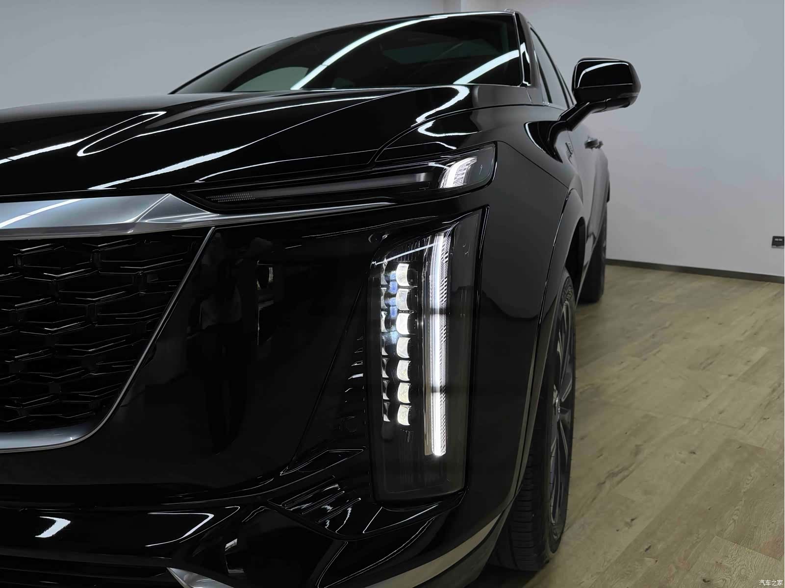 Cadillac XT5, 2026 все фото