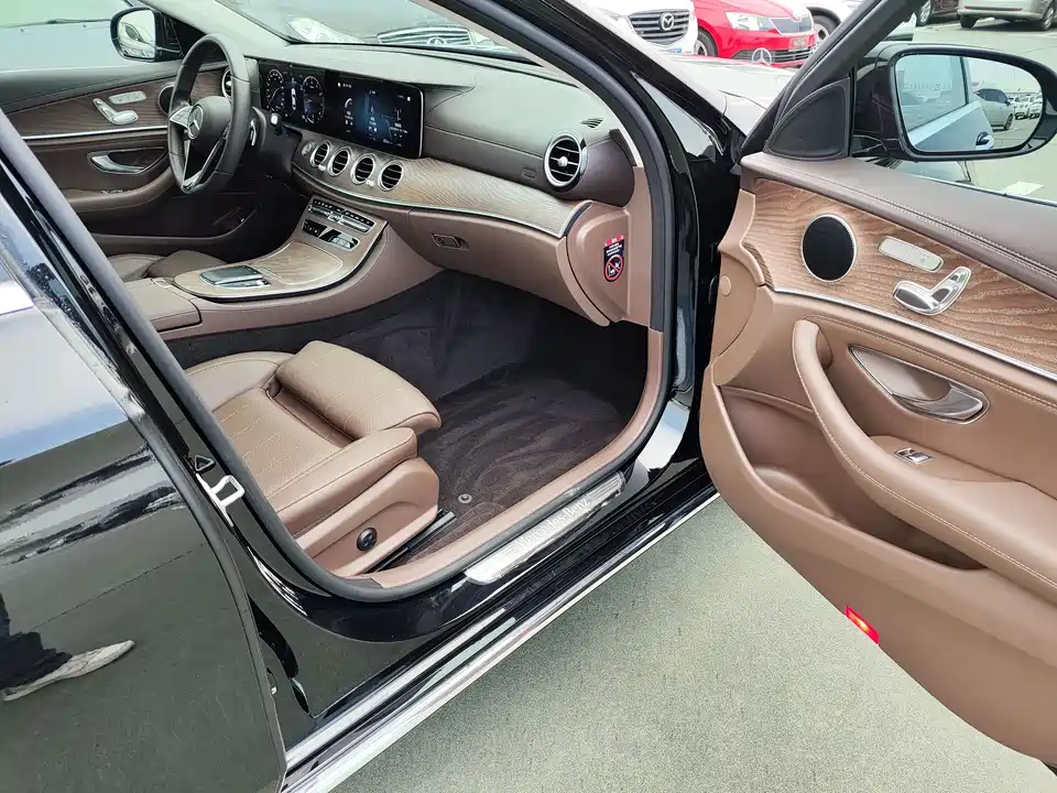 Mercedes-Benz E-class Mercedes-Benz E-class