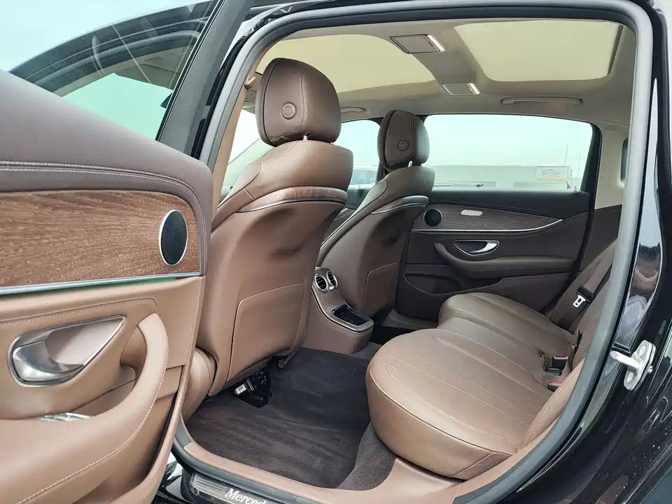 Mercedes-Benz E-class Mercedes-Benz E-class