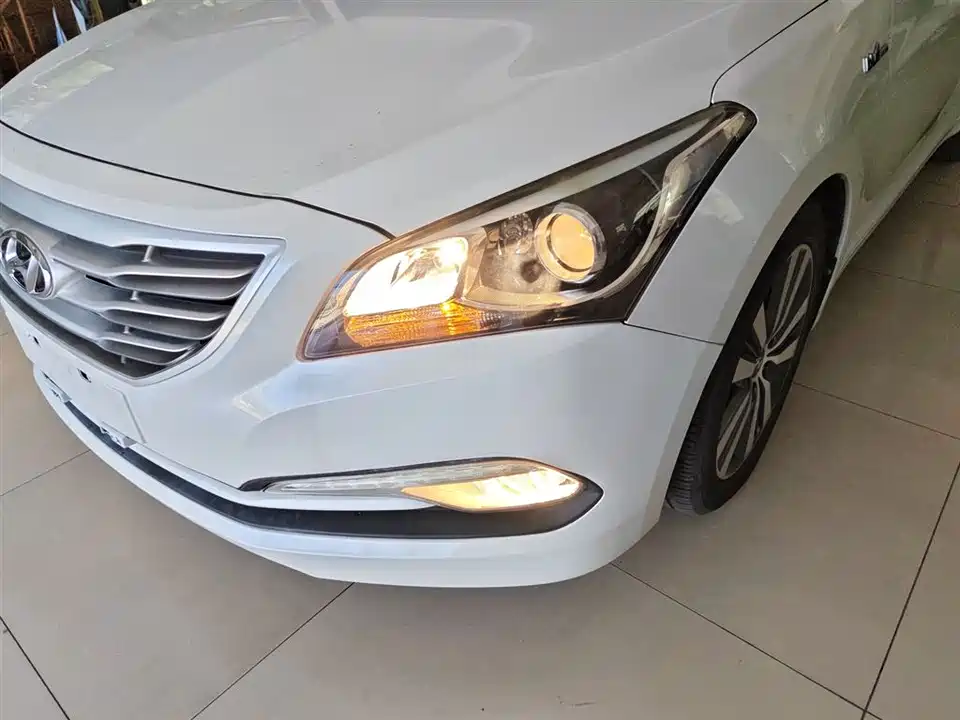 Hyundai Name picture