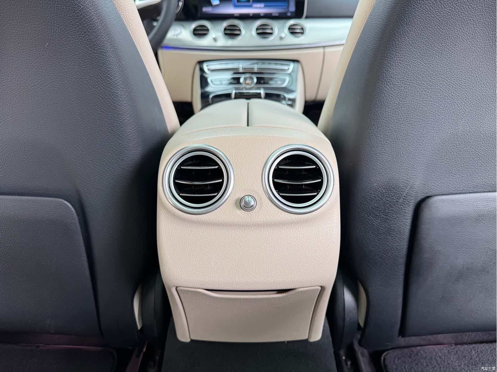 Mercedes-Benz E-Class, 2017 20